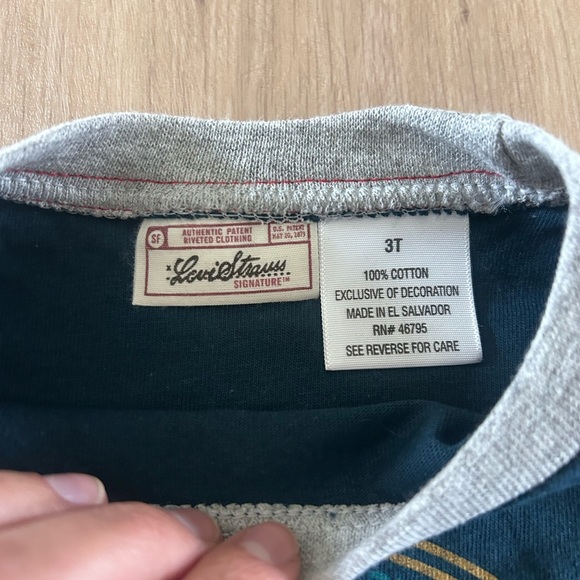 Vintage 2005 nwt Levi's Kids Blue Graphic T-Shirt - Picture 5 of 5